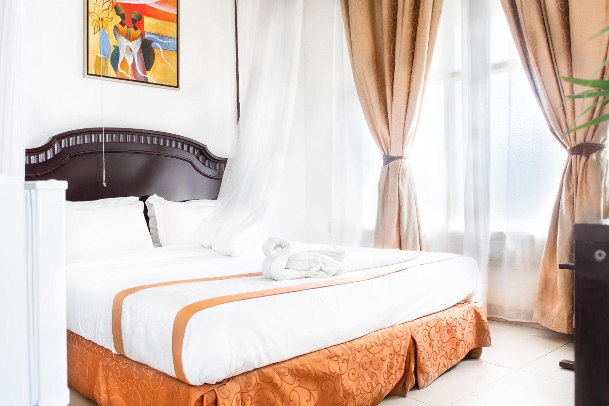 Dolce Vita Resort Hotel Бужумбура Екстер'єр фото