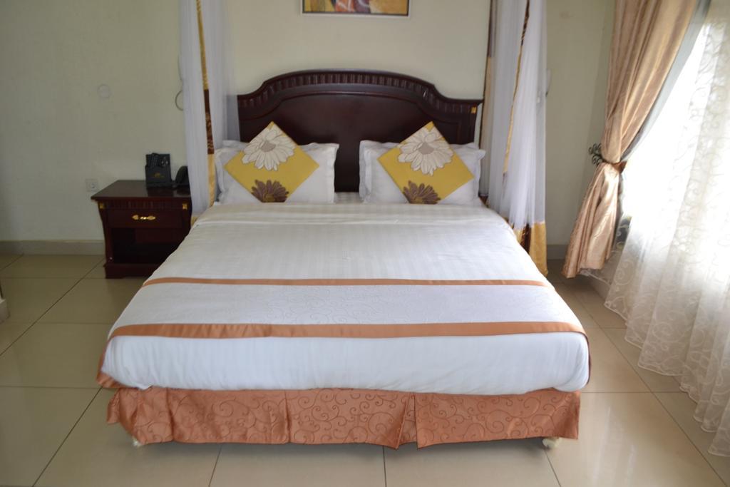 Dolce Vita Resort Hotel Бужумбура Номер фото